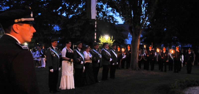 Zapfenstreich 2012 067.JPG